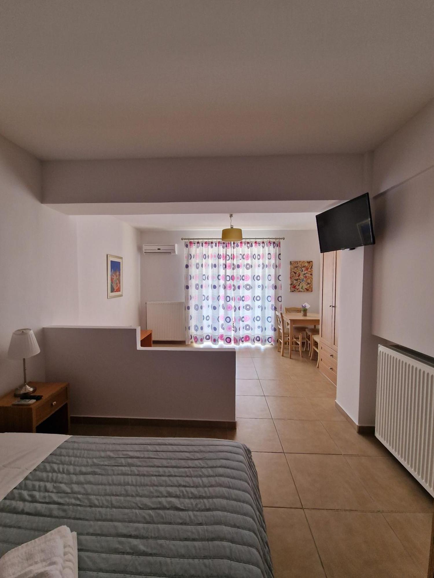 Aparthotel Porto Xronia Khrónia Exteriér fotografie